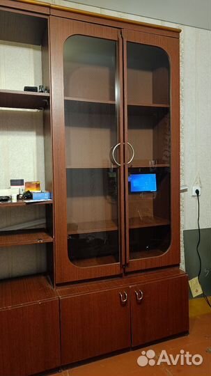 Стенка в гостиную б/у