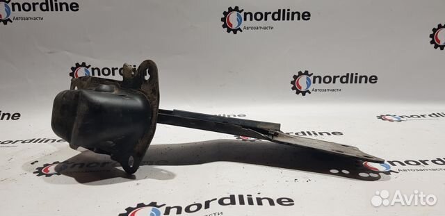 Рычаг подвески задний левый Volkswagen Passat B6