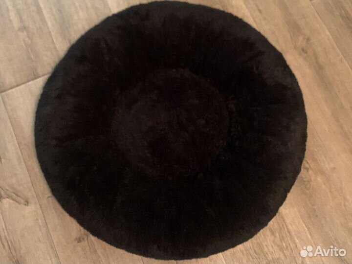 Лежанка для кота или собачки меховая