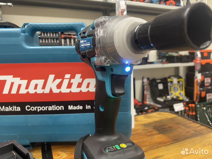 Гайковерт аккумуляторный makita