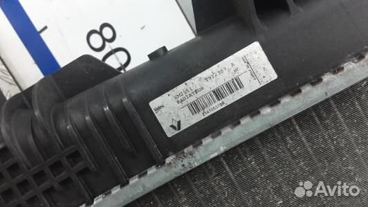 Радиатор системы охлаждения renault megane 3 (HUK2