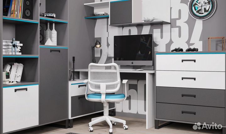 Детский комплект мебели