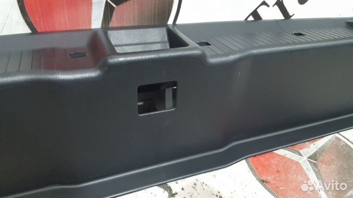 Накладка багажника (грузовой борт) Mercedes W220