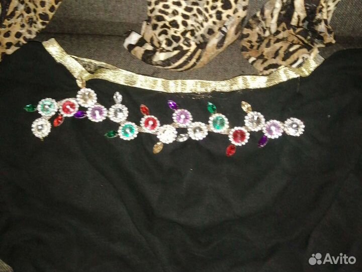 Восточный женский костюм