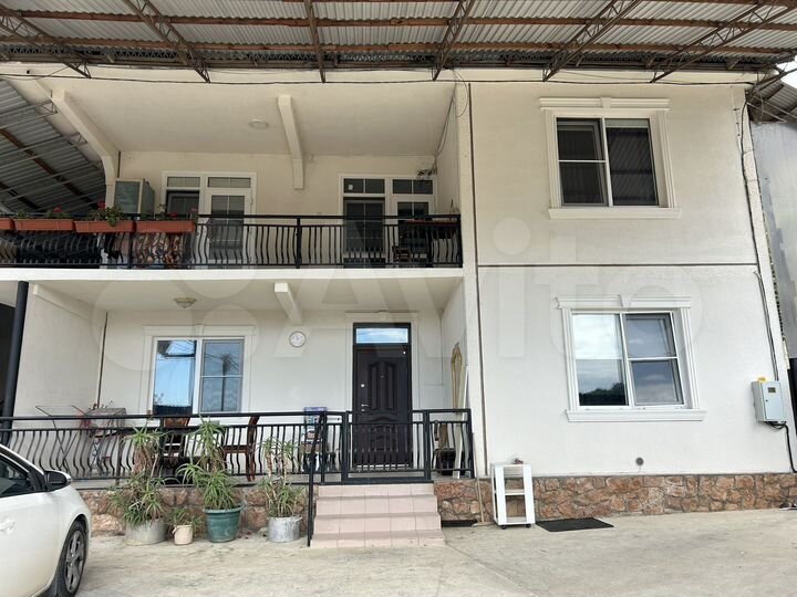 Дом 100 м² на участке 5 сот.