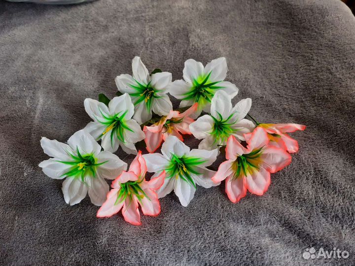 Искусственные растения и цветы