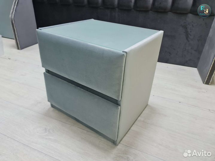 Тумба прикроватная