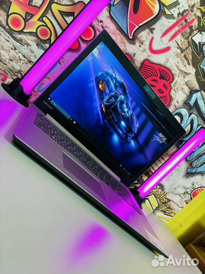 Ноутбук lenovo i5/12gb/500/940mx