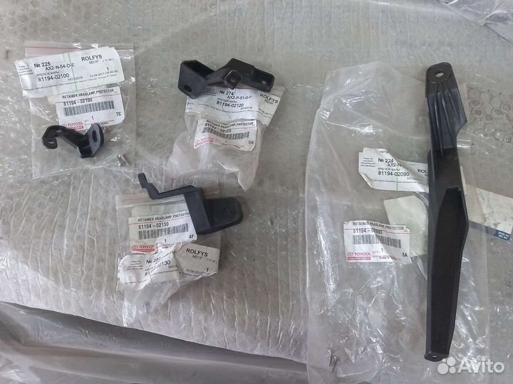 Ремкомплект фары левой toyota corolla 180