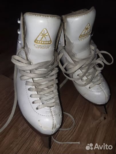 Фигурные коньки 215, 225