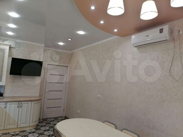 2-к. квартира, 70 м², 5/13 эт.