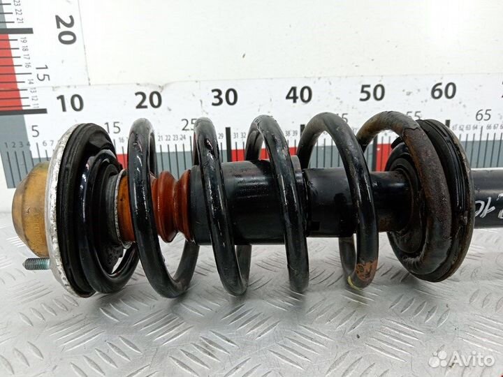 Стойка для Volkswagen Passat 5 GP