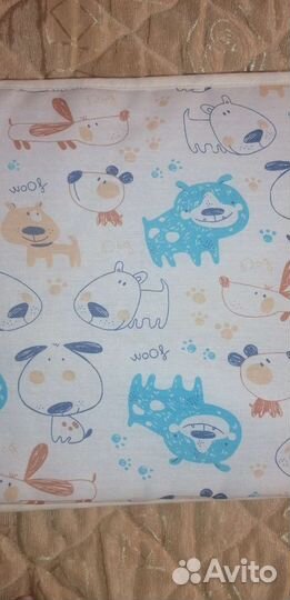 Бортик для детской кроватки