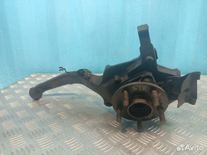 Кулак поворотный передний левый Dodge Stratus