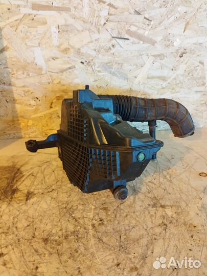 Корпус воздушного фильтра LADA Vesta