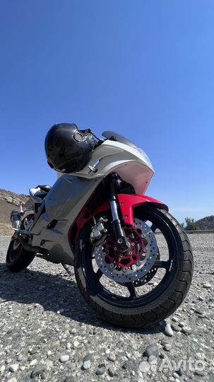Hyosung GT250RC