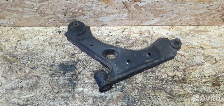 Рычаг передний левый Opel Corsa D 2006-2015