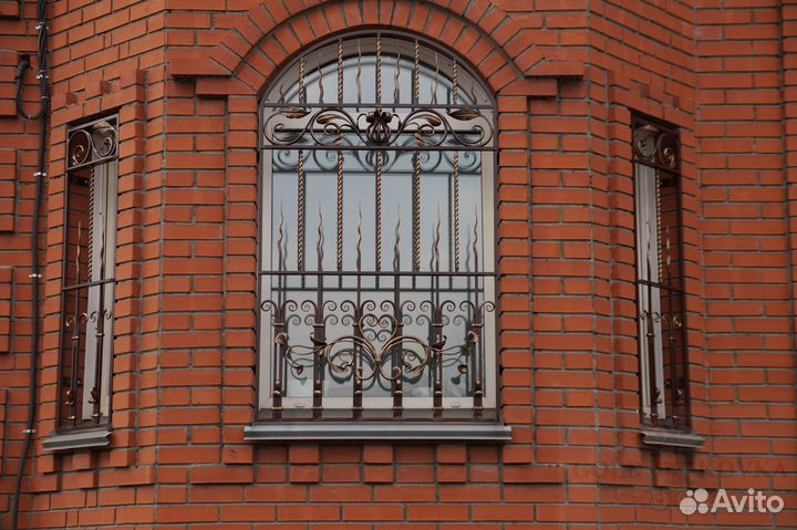 Решетка на окно кованая