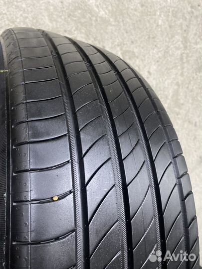 Michelin Primacy 4 215/55 R17