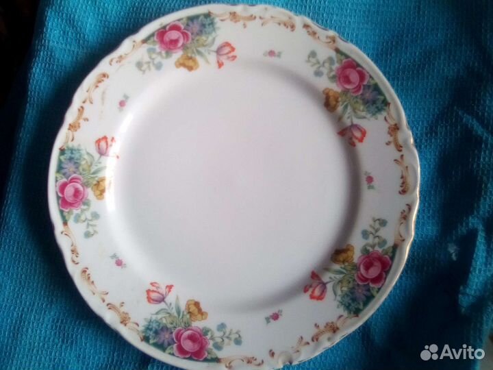 Старинная тарелка