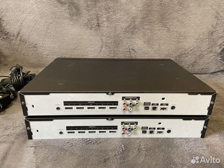 Универсальные мультимедиа проигрыватели Samsung