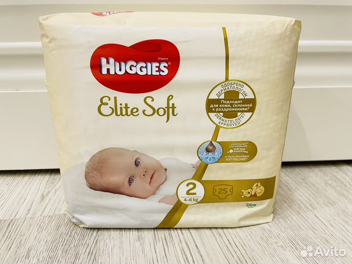 Подгузники и трусики Huggies Lovular Pampers