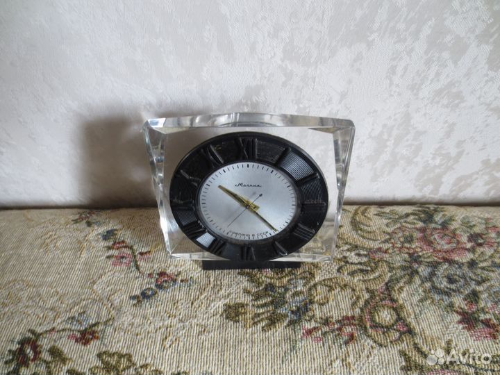 Настольные часы Молния СССР