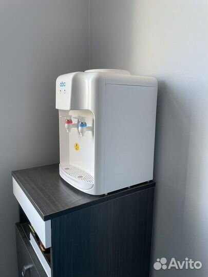 Кулер для воды настольный