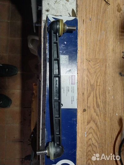 Стойка переднего стабилизатора на Опель, Шевроле