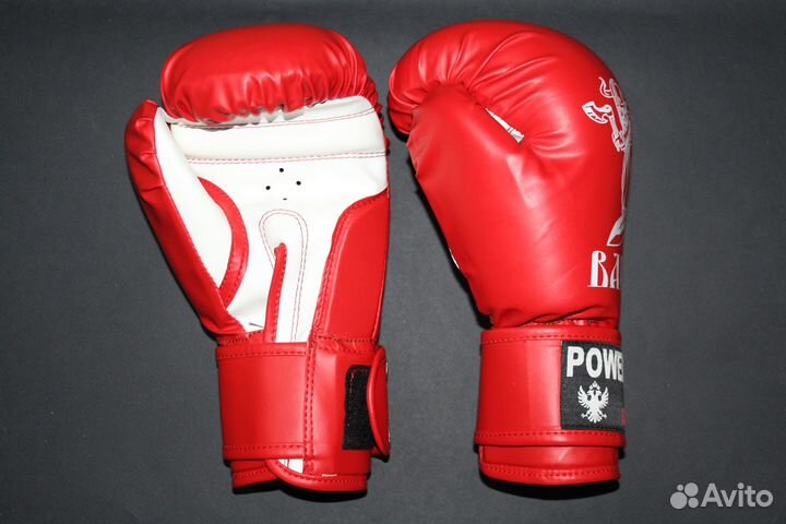 Боксерские перчатки новые 8 oz