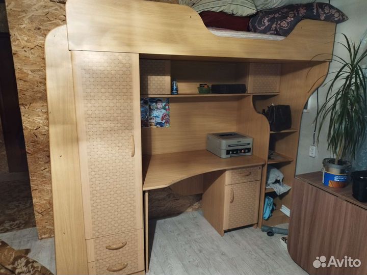 Детский школьный уголок