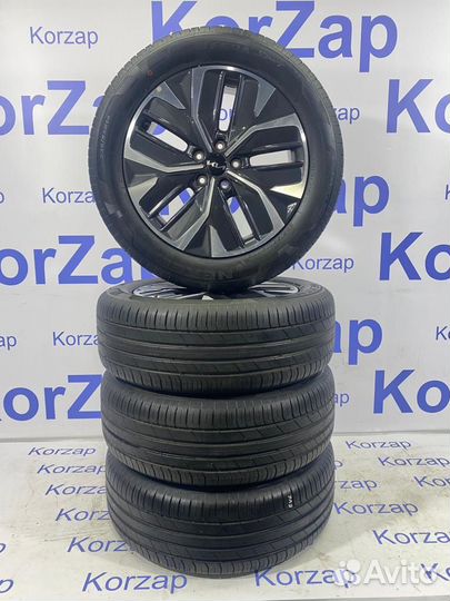 Комплект колес Kia 235/55 R19