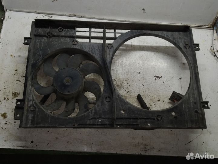 Вентилятор радиатора основно для Volkswagen Golf 4