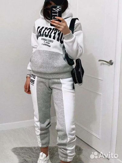 Костюм спортивный