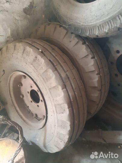 Шина 9.00-16 для тракторной телеги 2птс4