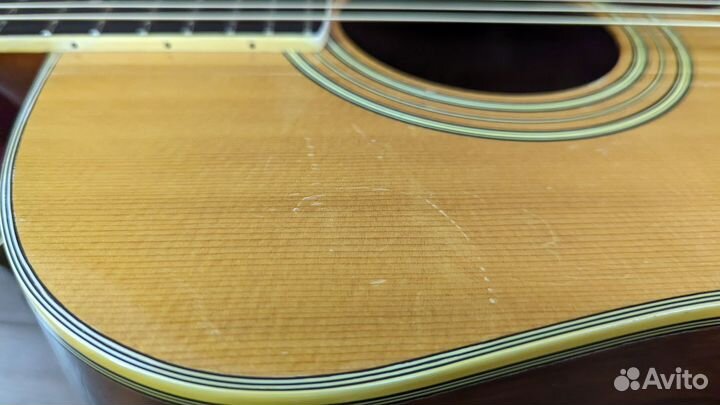 Гитара Yamaha FG-580