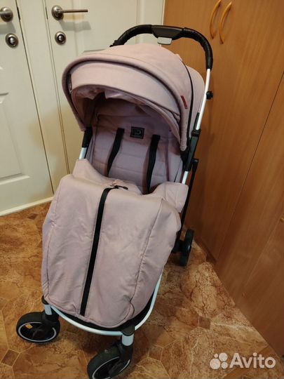 Прогулочная коляска jetem