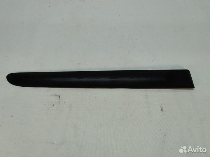 Молдинг двери задний правый Renault Symbol 2005