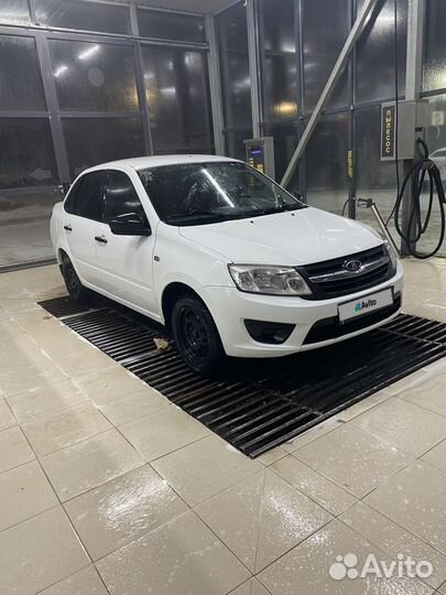 LADA Granta 1.6 МТ, 2018, 210 000 км