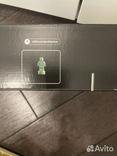 Lego статуя свободы минифигурка