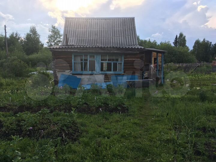 Дача 42 м² на участке 8 сот.