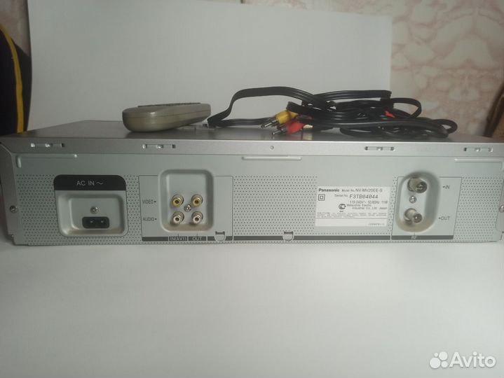 Видеомагнитофон Panasonic NV-MV20