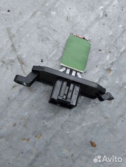 Резистор печки Форд Фокус 3