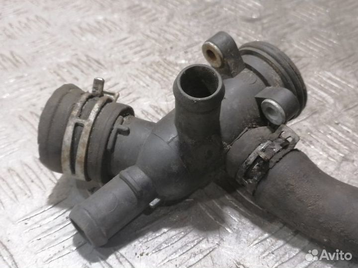 Тройник системы охлаждения Ford Transit 2006-2013