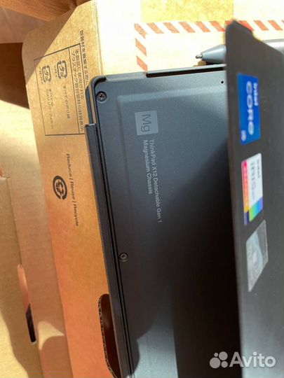 Lenovo ThinkPad X12 Detachable