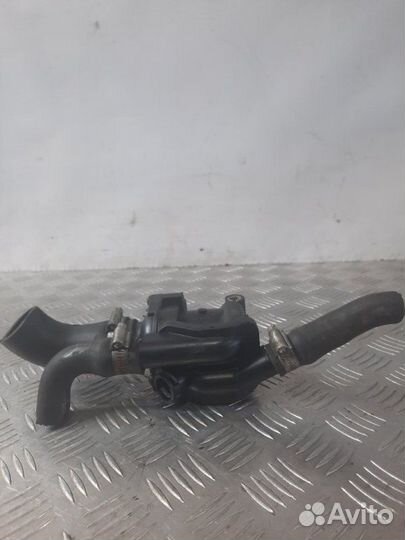 Корпус термостата Ford Focus 2.0 eddf 2003