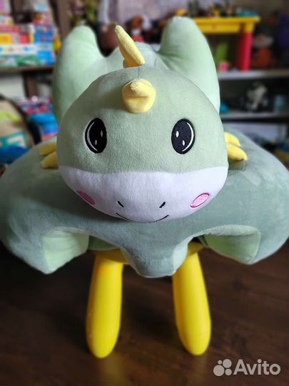 Мягкое кресло для малыша