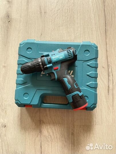 Аккумуляторная дрель шуруповерт makita 12v