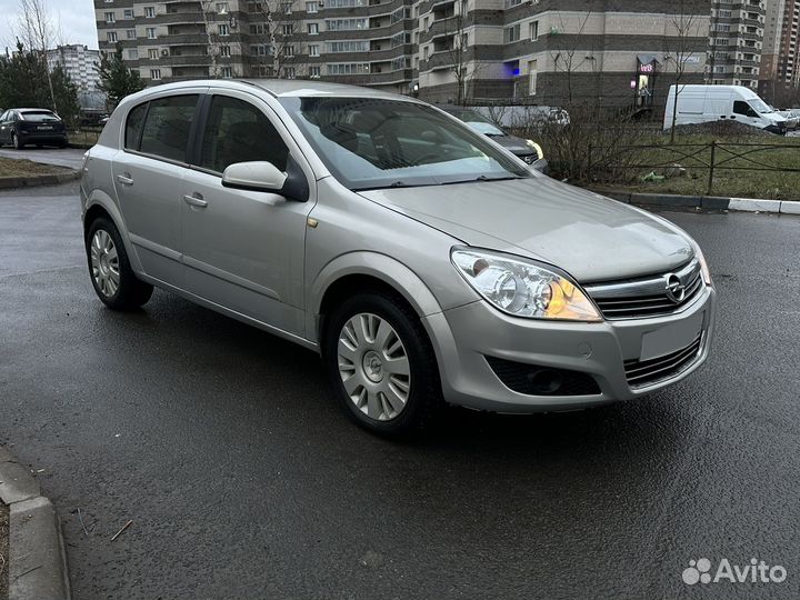 Opel Astra 1.6 МТ, 2010, 182 200 км