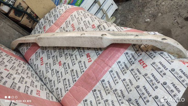 Абсорбер бампера задний Subaru Legacy B11